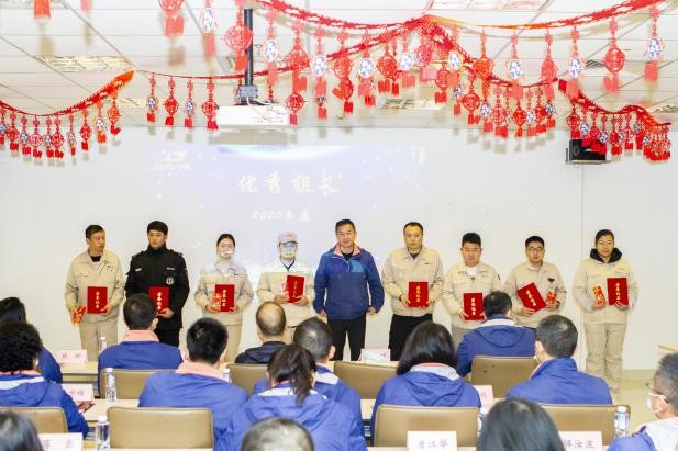 拼搏缔造战绩,协同成就未来(图10) 拼搏缔造战绩,协同成就未来(图10)